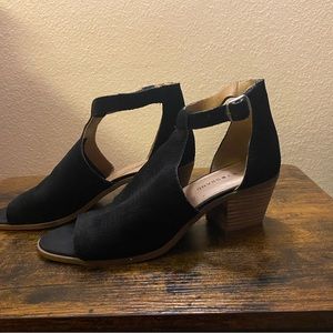 Lucky Brand Open Toe Booties 9.5M